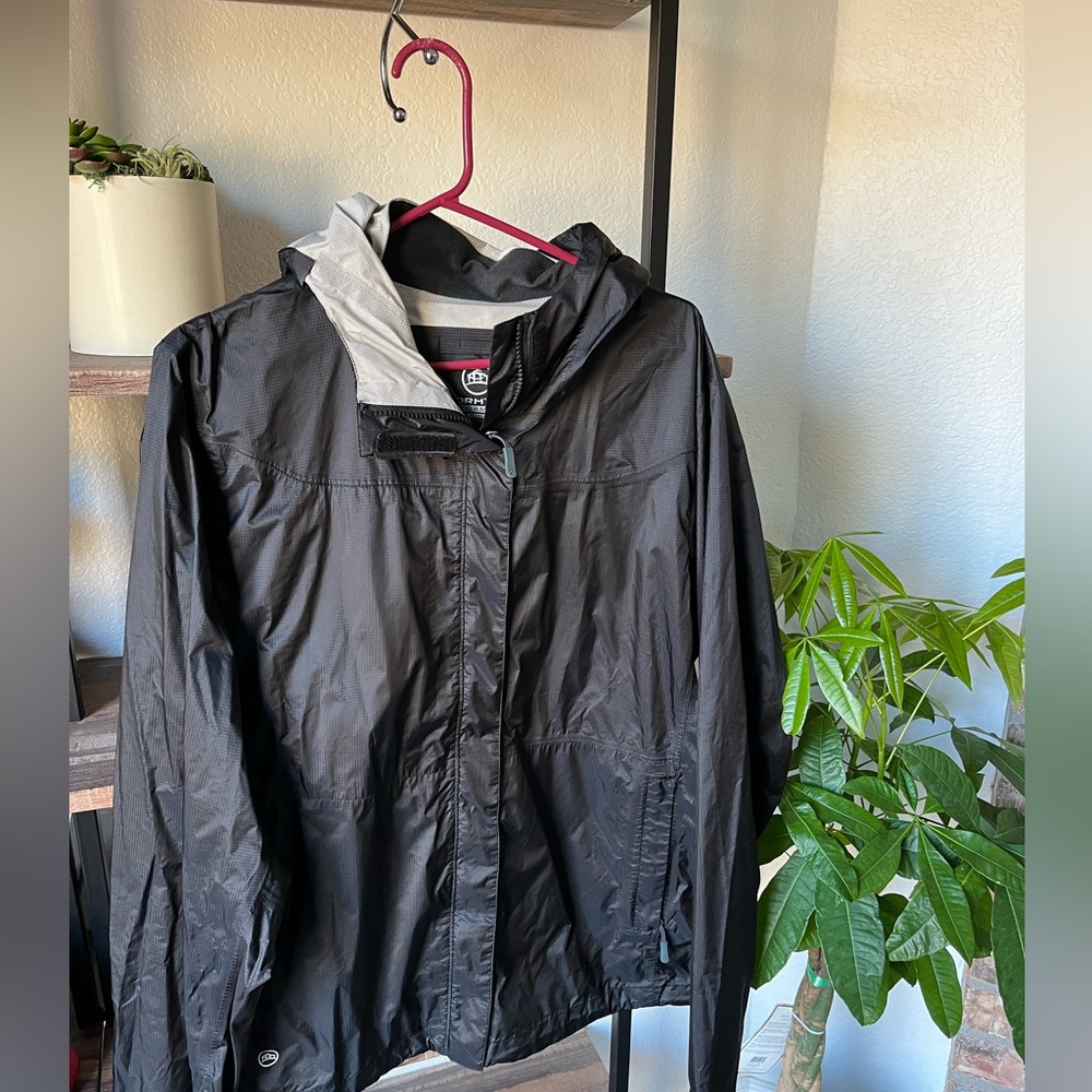Black Stormtech Brand Windbreaker, XL
